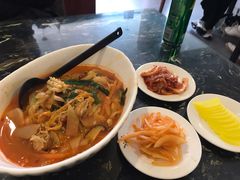 辣海鲜面-桃园中华料理炸酱面(燕儿岛路店)