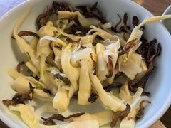 -一坐一忘云南菜(嘉里中心店)