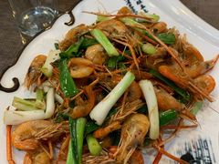 葱炒河虾-广迎居老正兴菜馆