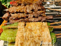 -云晓光头烧烤吧(川沙绿地店)