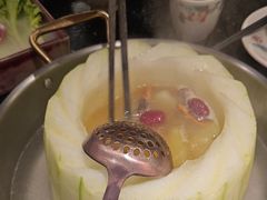 -得意咚瓜·顺德鱼生·冬瓜火锅(深圳首店)