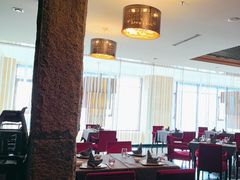 -粤尚腾香居中餐厅(首都机场希尔顿店)