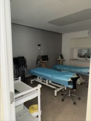 -亿美医疗美容·半岛大超炮官方授权店