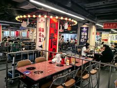 -四囍码头海鲜烧烤自助火锅(外滩南京东路悦荟广场店)