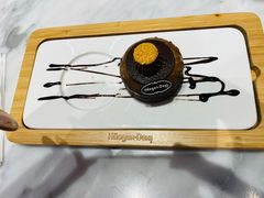 巧合柠檬味可可巧克力香缇蛋糕-哈根达斯(美罗城店)