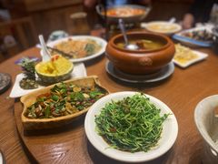 -老滇山寨•云南特色菜•地方菜•民族风情歌舞表演(金碧店)