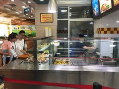 -六和餐饮(东城根店)