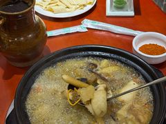 -菌之家·专业纯野生菌火锅·特色炒菌