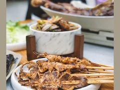 -浮何烤铺(桐梓林店)