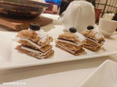 芝士蓝莓拿破仑-利苑酒家(宜安广场店)