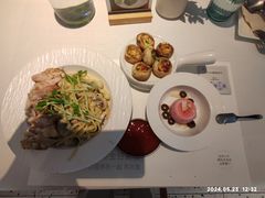 -春树下·树屋花房西餐厅(罍街AS1980店)