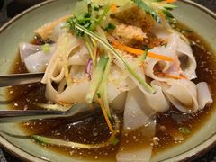 羊毛工镇凉皮-丝路金桃·新疆菜(徐汇店)