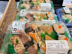 -七鲜超市(瑞虹天地太阳宫店)