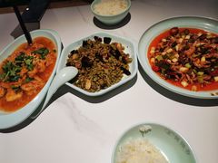 -饭饱香土碗菜(新科店)