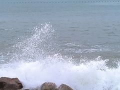 -青岛石老人海水浴场