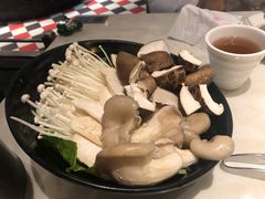 -一哥澳门豆捞·澳门风打边炉(高德置地店)