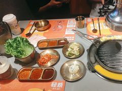 -轻烧烤肉(光谷步行街店)