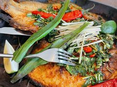 香茅草烤罗非鱼-云海肴·汽锅鸡·云南菜(苏州中心店)