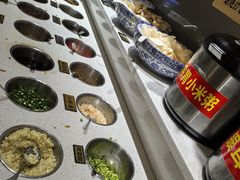 -乡土黄·鲜牛肉火锅·小龙虾(兴业街店)