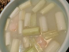 -湖畔鲁菜·二十年老字号餐厅(大明湖店)