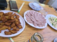 -溢心园香河肉饼总店
