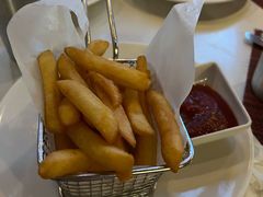 -WOLFGANG PUCK KITCHEN & BAR(迪士尼小镇店)