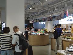 -Sony Store 索尼(上海淮海中路店)