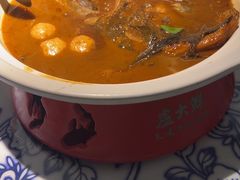 -卢大鲜鱼头捞饭(美利广场店)