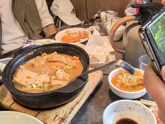 -五谷丰登农家院·地道胶东菜·海鲜烧烤(威海店)