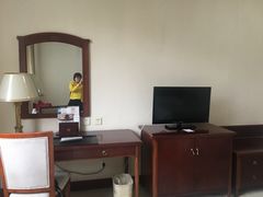 -曲江惠宾苑宾馆(大雁塔大唐不夜城店)