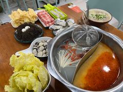 -老何家后安粉·糟粕醋海鲜火锅(三亚湾椰梦长廊店)