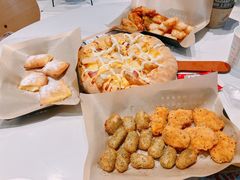 -达美乐比萨(南京西路店)