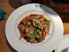 -费大厨辣椒炒肉(万家丽一店)