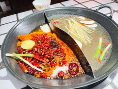 -朱光玉火锅馆(小寨原力场店)