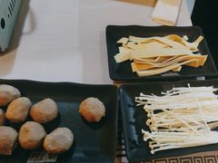 -云晓光头烧烤吧(盛夏店)