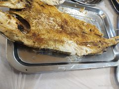 -布尔津河堤夜市