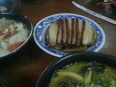 -蓝田九大碗民俗食府(蓝田店)
