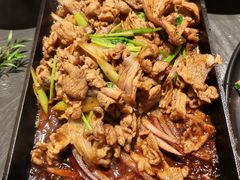 铁板葱爆羊肉-东莱海上(长宁来福士店)