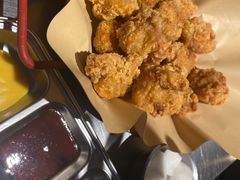 黄油蒜炸鸡块-富乐满韩国正宗炸鸡韩国料理(虹泉路店)