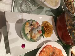 -锦粤宫·融合粤菜(上海金沙江店)