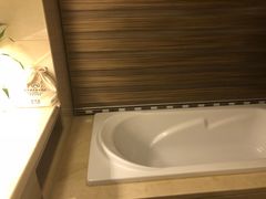 -兴芮温泉度假区