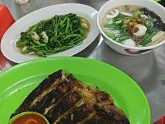 -明记烧鱼美味店