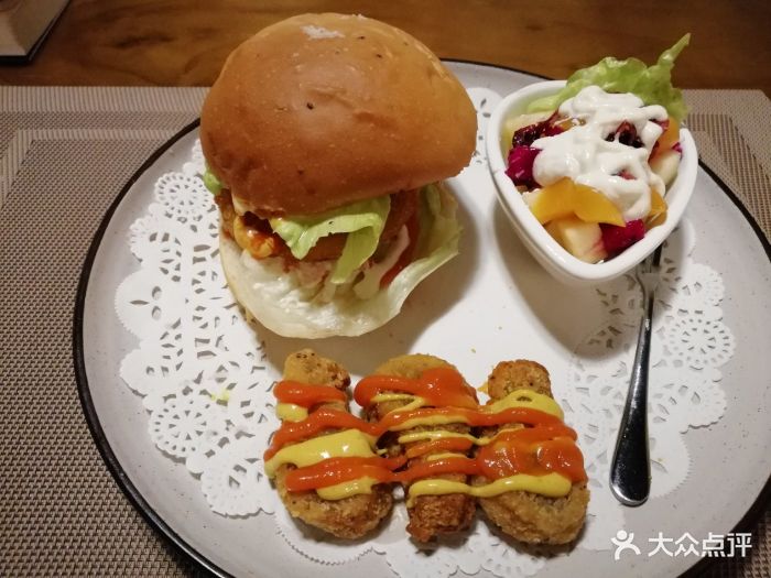 素生活咖啡 茶(素生活卢卡新天地店)黄金堡套餐图片