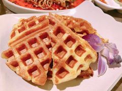-三人行骨头王火锅(长寿店)