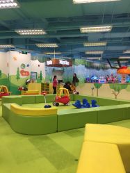 -莫莉幻想儿童乐园(武汉保利广场店)