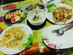 -Jungle Kitchen