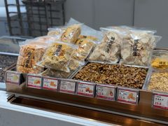 -琦王花生(中央商场店)