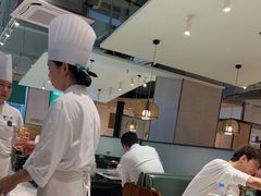 -费大厨辣椒炒肉(高铁吾悦广场店)