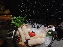 -湊湊火锅·茶憩(新中关购物中心店)