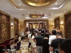 等位区-芭菲盛宴·环球美食(袁家岗店)